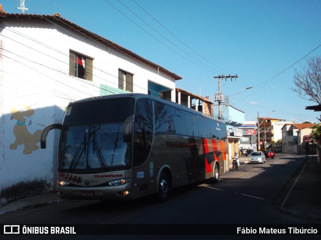 Transparr Transportadora Turística 2800 na cidade de Três Corações, Minas Gerais, Brasil, por Fábio Mateus Tibúrcio. Número da foto: #8449890.