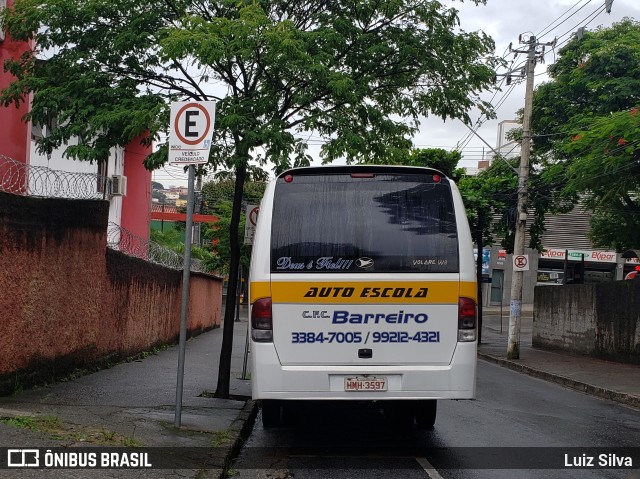 Ônibus Particulares 3597 na cidade de Belo Horizonte, Minas Gerais, Brasil, por Luiz Silva. ID da foto: 8448807.