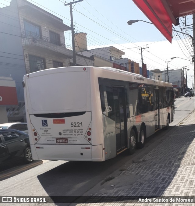 Metra - Sistema Metropolitano de Transporte 5221 na cidade de Santo André, São Paulo, Brasil, por Andre Santos de Moraes. ID da foto: 8449791.