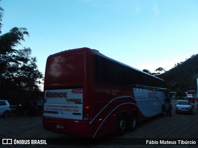 Resende Turismo 4500 na cidade de Passa Quatro, Minas Gerais, Brasil, por Fábio Mateus Tibúrcio. Número da foto: #8453031.