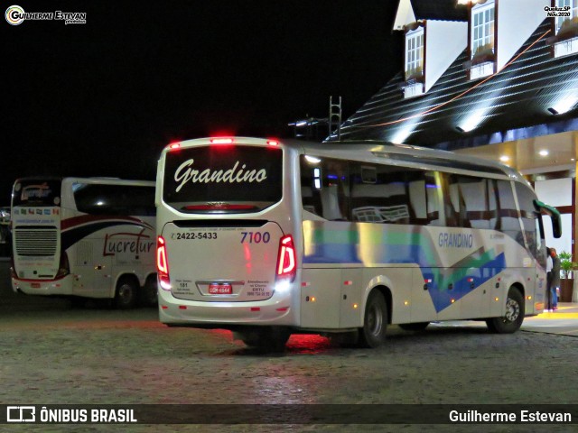 Grandino Transportes 7100 na cidade de Queluz, São Paulo, Brasil, por Guilherme Estevan. Número da foto: #8456220.