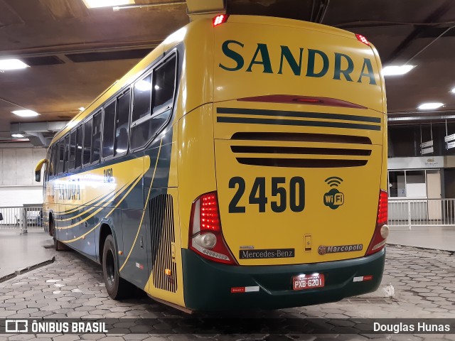 Viação Sandra 2450 na cidade de Belo Horizonte, Minas Gerais, Brasil, por Douglas Hunas. Número da foto: #8455798.