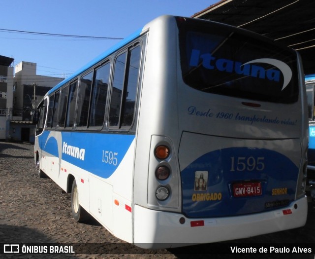 Viação Itaúna 1595 na cidade de Itaúna, Minas Gerais, Brasil, por Vicente de Paulo Alves. Número da foto: #8455431.