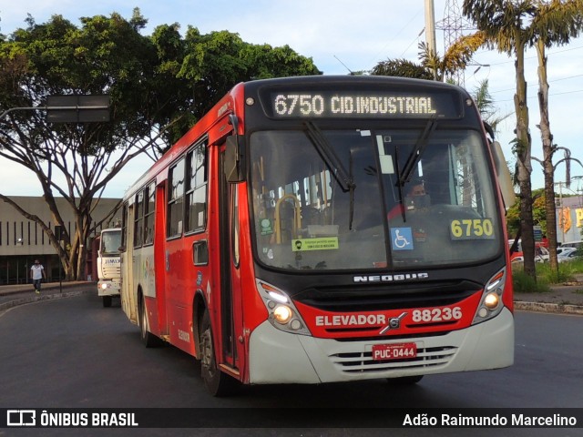 Viação Novo Retiro 88236 na cidade de Contagem, Minas Gerais, Brasil, por Adão Raimundo Marcelino. Número da foto: #8458221.