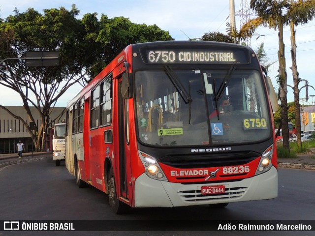 Viação Novo Retiro 88236 na cidade de Contagem, Minas Gerais, Brasil, por Adão Raimundo Marcelino. ID da foto: 8458221.