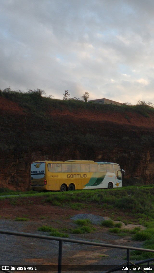 Empresa Gontijo de Transportes 17245 na cidade de Bela Vista de Minas, Minas Gerais, Brasil, por Adriano  Almeida. Número da foto: #8460637.
