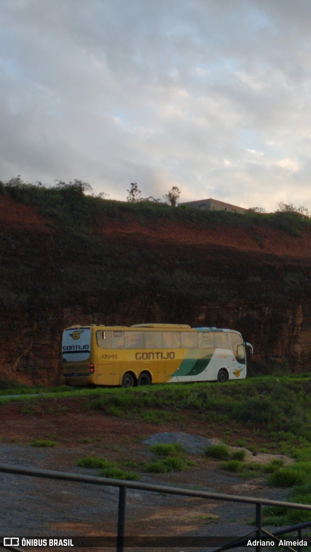 Empresa Gontijo de Transportes 17245 na cidade de Bela Vista de Minas, Minas Gerais, Brasil, por Adriano  Almeida. ID da foto: 8460637.