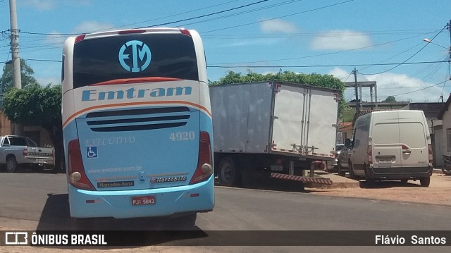 Emtram 4920 na cidade de Barra da Estiva, Bahia, Brasil, por Flávio  Santos. Número da foto: #8461125.