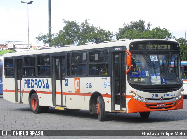 Empresa Pedrosa 216 na cidade de Recife, Pernambuco, Brasil, por Gustavo Felipe Melo. Número da foto: #8460481.