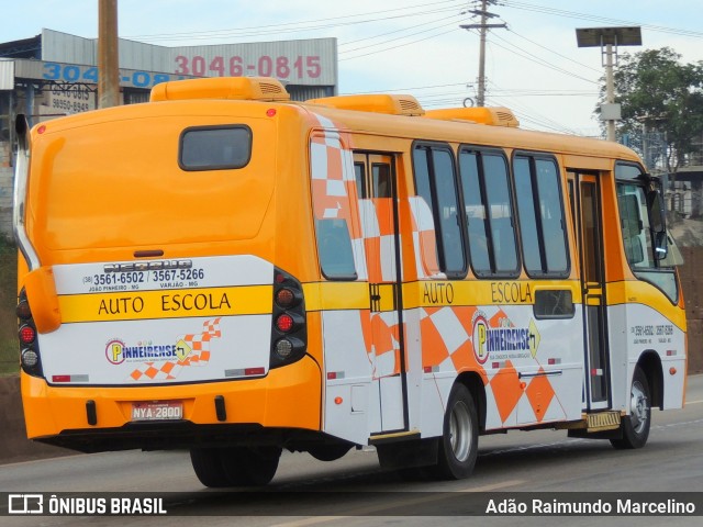 Ônibus Particulares 2800 na cidade de Belo Horizonte, Minas Gerais, Brasil, por Adão Raimundo Marcelino. ID da foto: 8464338.