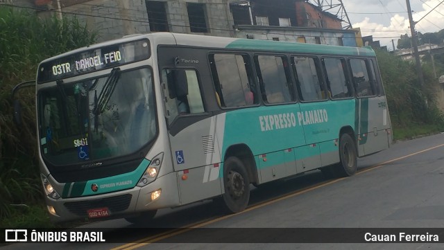 Expresso Planalto - Itaquaquecetuba 221941 na cidade de Itaquaquecetuba, São Paulo, Brasil, por Cauan Ferreira. Número da foto: #8461986.