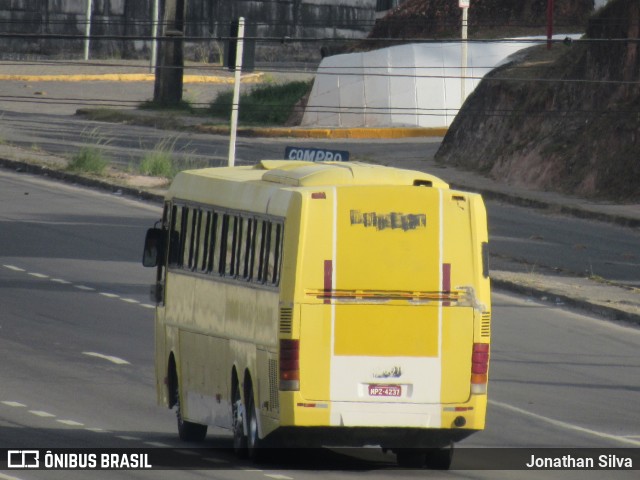 Ônibus Particulares 4237 na cidade de Jaboatão dos Guararapes, Pernambuco, Brasil, por Jonathan Silva. ID da foto: 8464579.