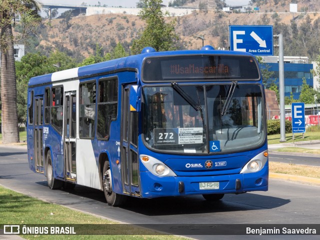 Subus 7227 na cidade de Huechuraba, Santiago, Metropolitana de Santiago, Chile, por Benjamin Saavedra. ID da foto: 8465286.