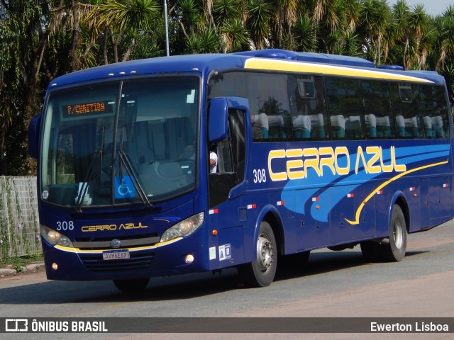 Empresa Curitiba Cerro Azul 308 na cidade de Curitiba, Paraná, Brasil, por Ewerton Lisboa. Número da foto: #8466655.
