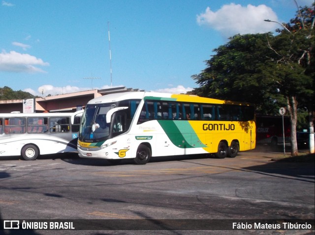 Empresa Gontijo de Transportes 18300 na cidade de Três Corações, Minas Gerais, Brasil, por Fábio Mateus Tibúrcio. Número da foto: #8418743.