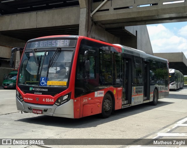 Express Transportes Urbanos Ltda 4 8844 na cidade de São Paulo, São Paulo, Brasil, por Matheus Zaghi. Número da foto: #8417558.