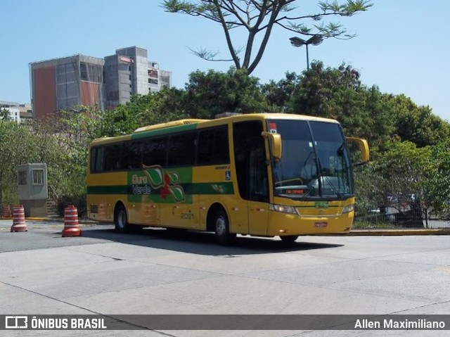 Auto Viação Ouro Verde 2091 na cidade de São Paulo, São Paulo, Brasil, por Allen Maximiliano. Número da foto: #8471358.
