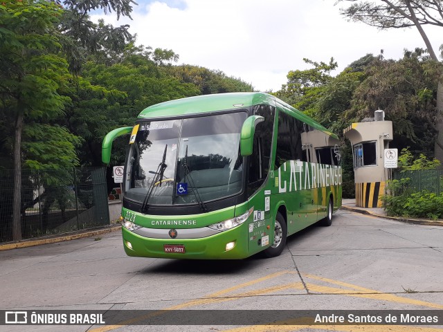 Auto Viação Catarinense 3308 na cidade de São Paulo, São Paulo, Brasil, por Andre Santos de Moraes. ID da foto: 8471428.