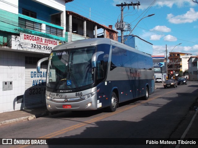 Transporte Escolar Free Way 860 na cidade de Três Corações, Minas Gerais, Brasil, por Fábio Mateus Tibúrcio. ID da foto: 8470410.