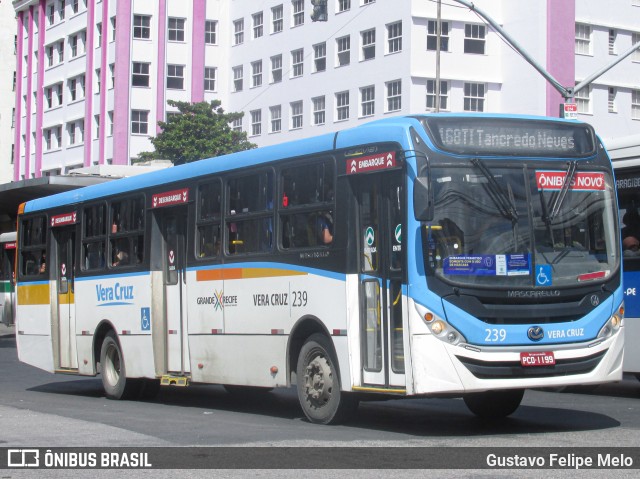 Expresso Vera Cruz 239 na cidade de Recife, Pernambuco, Brasil, por Gustavo Felipe Melo. ID da foto: 8478980.