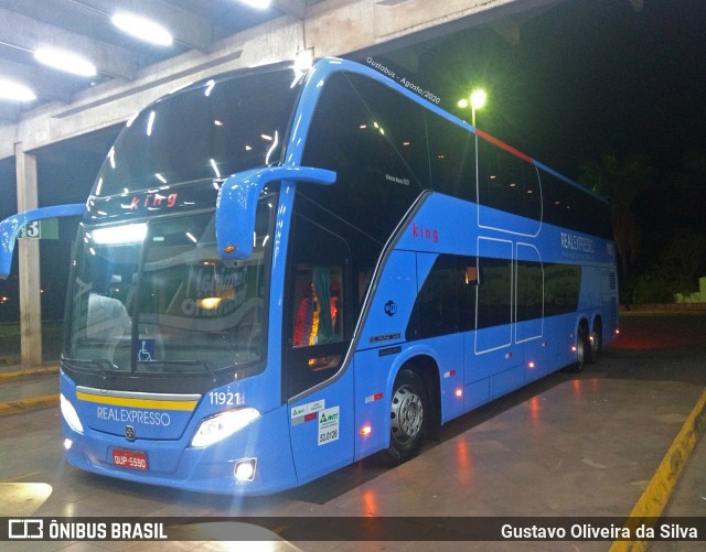 Real Expresso 11921 na cidade de Araguari, Minas Gerais, Brasil, por Gustavo Oliveira da Silva. ID da foto: 8479570.