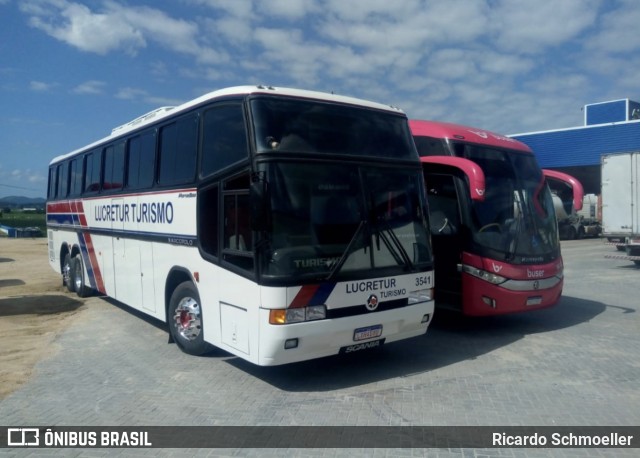 Lucretur Viagens e Turismo 3541 na cidade de Santa Catarina, Brasil, por Ricardo Schmoeller. Número da foto: #8479044.