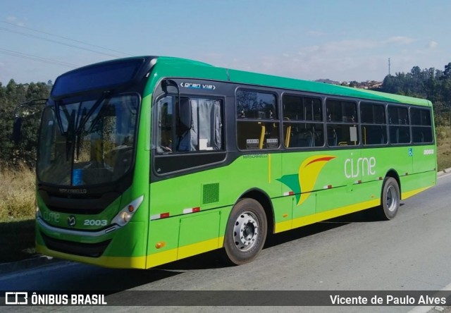 Transportes Cisne 2003 na cidade de Itaúna, Minas Gerais, Brasil, por Vicente de Paulo Alves. Número da foto: #8481956.