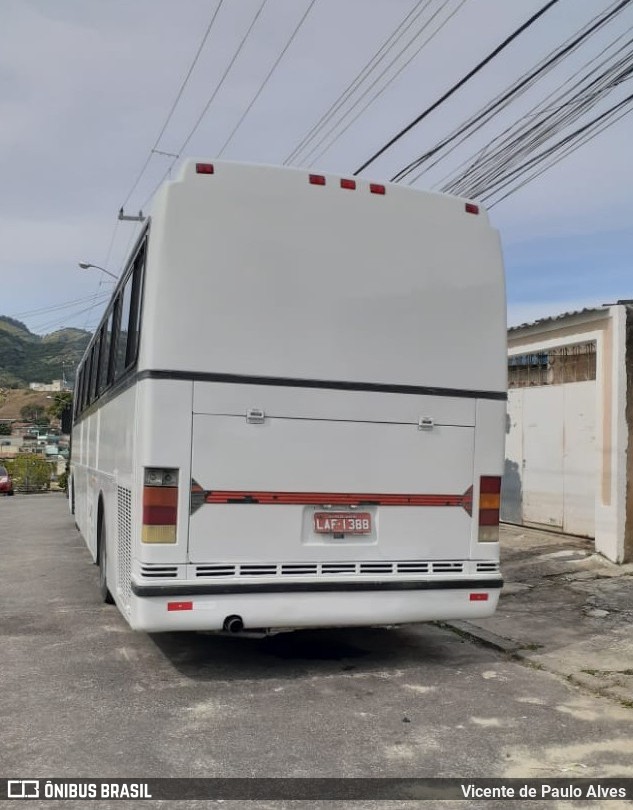 Ônibus Particulares 1388 na cidade de Rio de Janeiro, Rio de Janeiro, Brasil, por Vicente de Paulo Alves. Número da foto: #8481928.