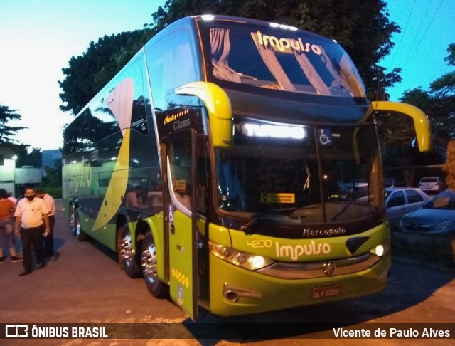Impulso Turismo e Transportes 4200 na cidade de Itaúna, Minas Gerais, Brasil, por Vicente de Paulo Alves. Número da foto: #8481906.
