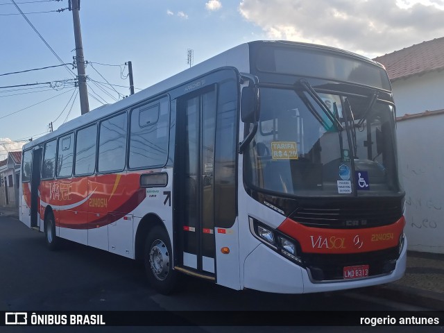 ViaSol Transportes Rodoviários 214054 na cidade de Rio Claro, São Paulo, Brasil, por Rogerio Antunes. ID da foto: 8486569.