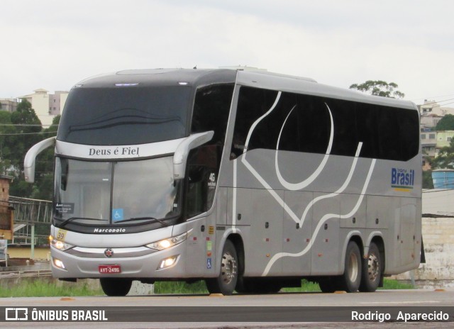 Translin Turismo 39 na cidade de Conselheiro Lafaiete, Minas Gerais, Brasil, por Rodrigo  Aparecido. Número da foto: #8493917.