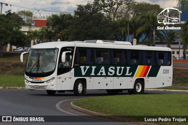 Viasul - Auto Viação Venâncio Aires 1310 na cidade de Lajeado, Rio Grande do Sul, Brasil, por Lucas Pedro Trojan. Número da foto: #8494971.