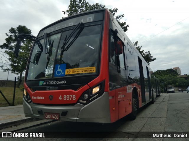 Express Transportes Urbanos Ltda 4 8978 na cidade de São Paulo, São Paulo, Brasil, por Matheus  Daniel. ID da foto: 8497744.