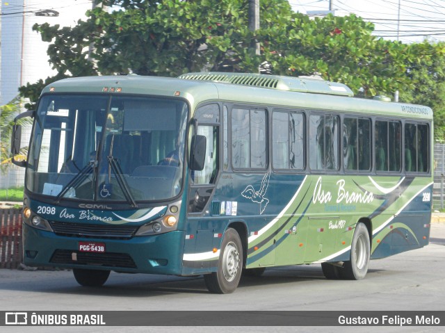 Asa Branca Turismo 2098 na cidade de Jaboatão dos Guararapes, Pernambuco, Brasil, por Gustavo Felipe Melo. ID da foto: 8501598.