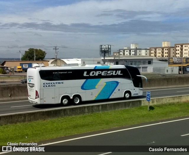 LopeSul Transportes - Lopes e Oliveira Transportes e Turismo - Lopes Sul 2086 na cidade de Campinas, São Paulo, Brasil, por Cassio Fernandes. Número da foto: #8503705.