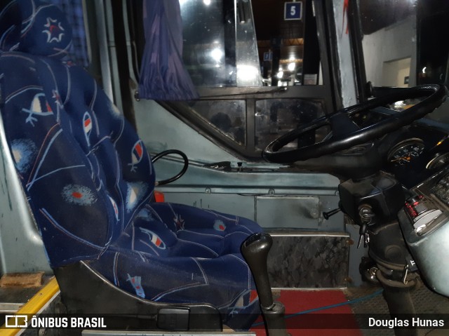Maribella Turismo 251 na cidade de Teófilo Otoni, Minas Gerais, Brasil, por Douglas Hunas. Número da foto: #8509030.