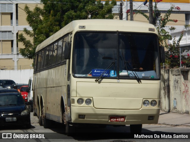 Ônibus Particulares 4599 na cidade de Fortaleza, Ceará, Brasil, por Matheus Da Mata Santos. Número da foto: #8507889.