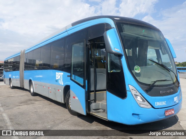 BRT RIO E86836C na cidade de Rio de Janeiro, Rio de Janeiro, Brasil, por Jorge Gonçalves. ID da foto: 8424151.