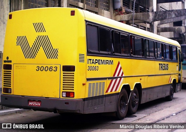 Viação Itapemirim 30063 na cidade de Rio de Janeiro, Rio de Janeiro, Brasil, por Márcio Douglas Ribeiro Venino. Número da foto: #8425302.