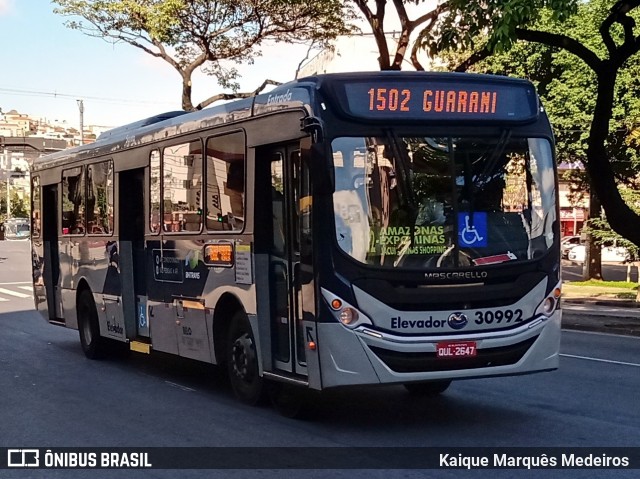 Viação Zurick 30992 na cidade de Belo Horizonte, Minas Gerais, Brasil, por Kaique Marquês Medeiros . ID da foto: 8423287.