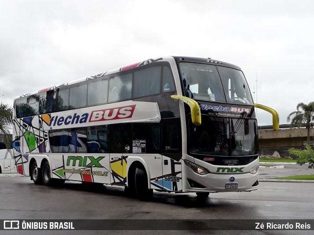 Flecha Bus 58558 na cidade de Florianópolis, Santa Catarina, Brasil, por Zé Ricardo Reis. Número da foto: #8426734.