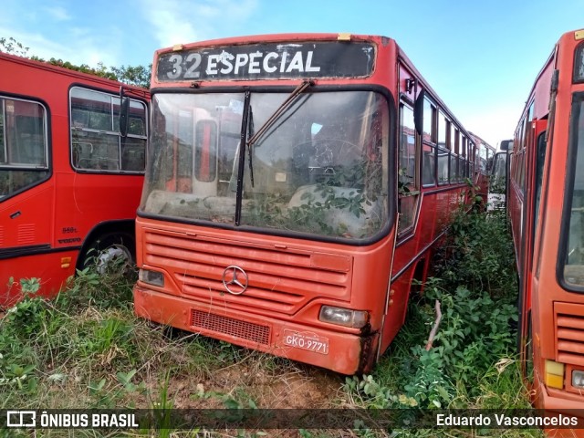 Sucata e Desmanches 9771 na cidade de Santana do Riacho, Minas Gerais, Brasil, por Eduardo Vasconcelos. ID da foto: 8432204.