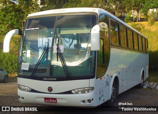 Fênix Tur 32.2315 na cidade de João Neiva, Espírito Santo, Brasil, por Tadeu Vasconcelos. ID da foto: 8434384.