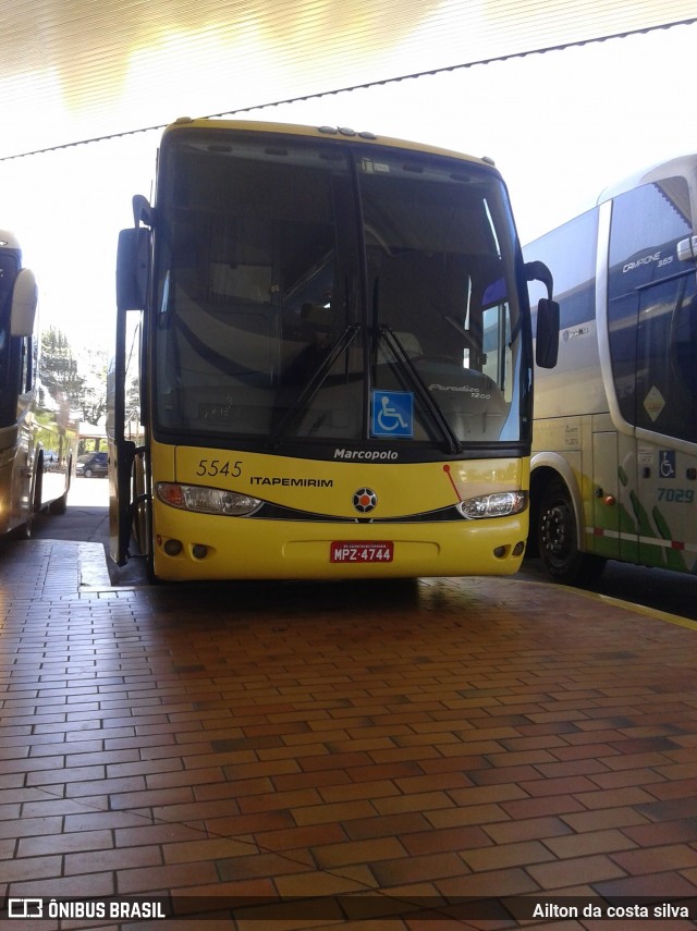 Viação Itapemirim 5545 na cidade de Pirassununga, São Paulo, Brasil, por Ailton da Costa Silva. ID da foto: 8437386.