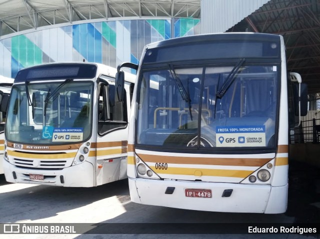 Companhia Carris Porto-Alegrense 0660 na cidade de Porto Alegre, Rio Grande do Sul, Brasil, por Eduardo Rodrigues. Número da foto: #7486937.