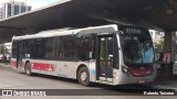 Viação Metrópole Paulista - Zona Sul 7 3957 na cidade de São Paulo, São Paulo, Brasil, por Roberto Teixeira. Número da foto: #:id.