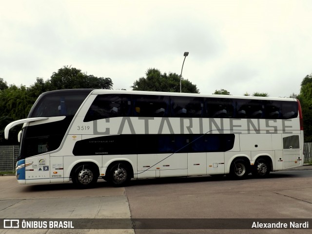 Auto Viação Catarinense 3519 na cidade de Curitiba, Paraná, Brasil, por Alexandre Rodrigo. ID da foto: 7512732.