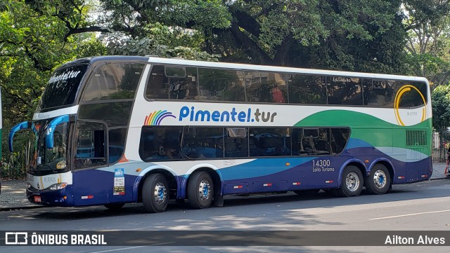 Pimentel Turismo 14300 na cidade de Belo Horizonte, Minas Gerais, Brasil, por Ailton Alves. Número da foto: #7514324.