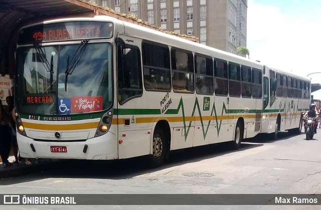 VAP - Viação Alto Petrópolis 4490 na cidade de Porto Alegre, Rio Grande do Sul, Brasil, por Max Ramos. Número da foto: #7515869.