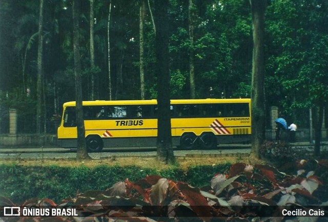 Viação Itapemirim 20013 na cidade de Petrópolis, Rio de Janeiro, Brasil, por Cecilio Cais. ID da foto: 7515985.